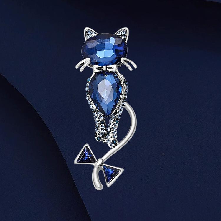 

Persian cat brooch high-end female minimalist crystal animal brooch pin suit and accessories