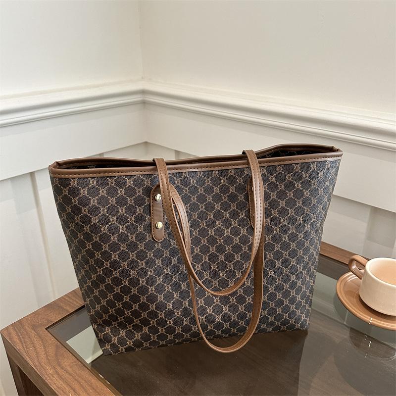 Premium Sense Versatile Hand Bag Women's New Trendy Shoulder Bag Large Capacity Tote Bag