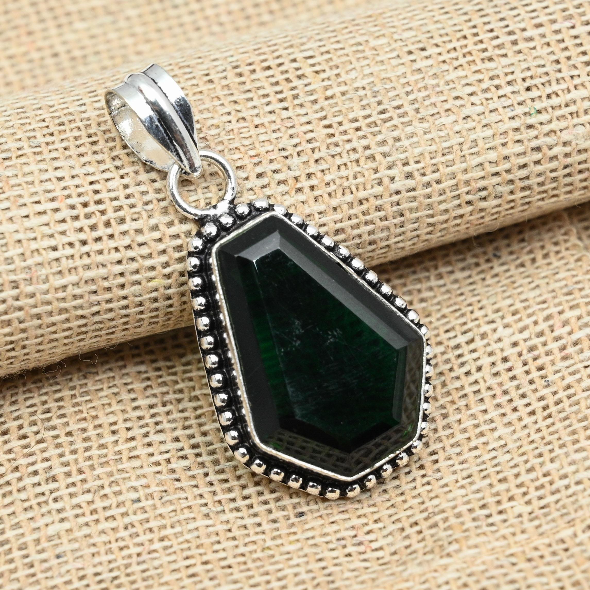 

Подвеска в виде гроба ручной работы из стерлингового серебра 925 пробы с хром-диопсидом 1.77 Inches зелёный