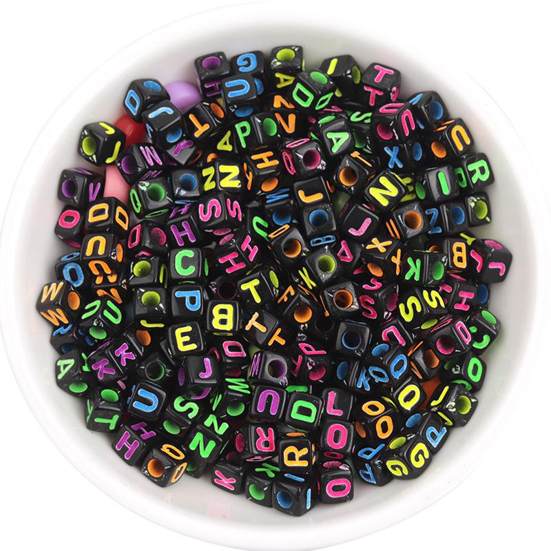 

100pcs/lot Mixed Letters A-Z Acrylic Square Beads Numbers Heart Alphabet Loose Beads For DIY HandCraft Charm Bracelet Wholesale