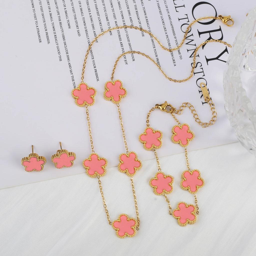 jewelry sales stainless steel five-leaf flower necklace bracelet earrings set high sense women's shamrock jewelry party