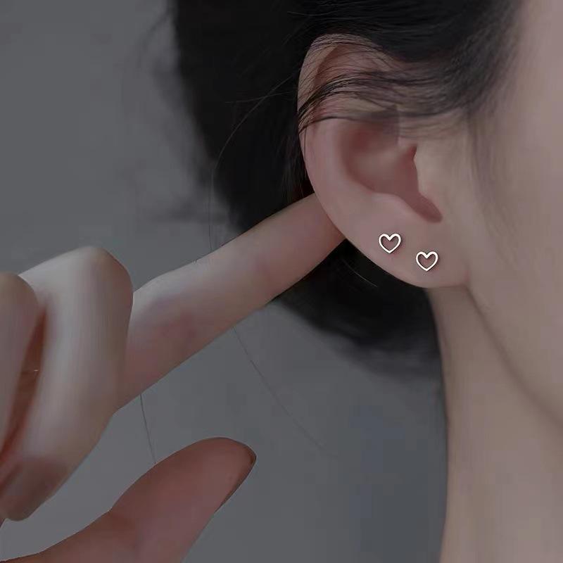 Love Stud Earrings New Earrings Light Luxury Niche Design High-end Earrings