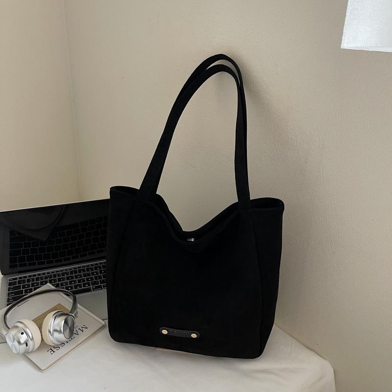 Large Capacity Bucket Bag Fashion Trend Casual Texture Shoulder Bag Autumn New Personalized Women's Tote Bag