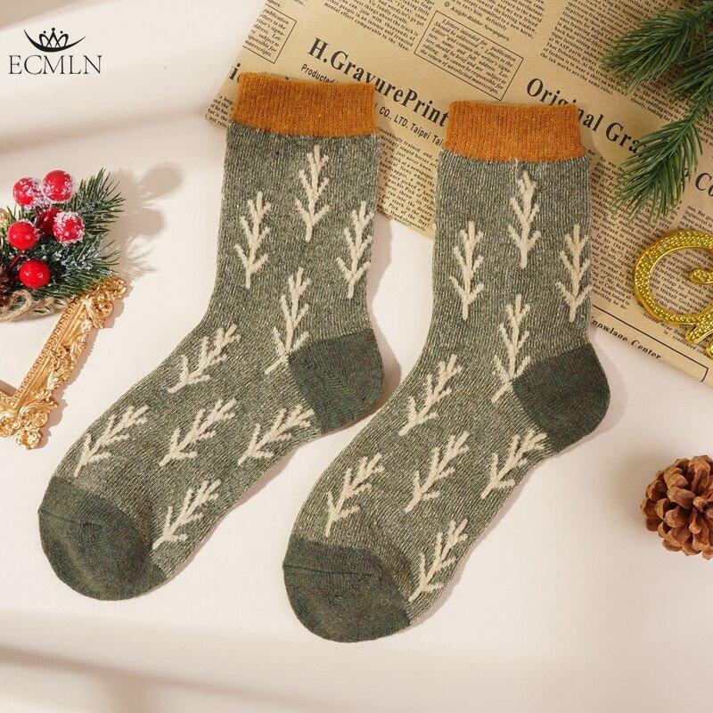 Fashion Women's Christmas Wool Socks Autumn Winter Vintage Thickened Socks Warm Soft Comfortable Socks