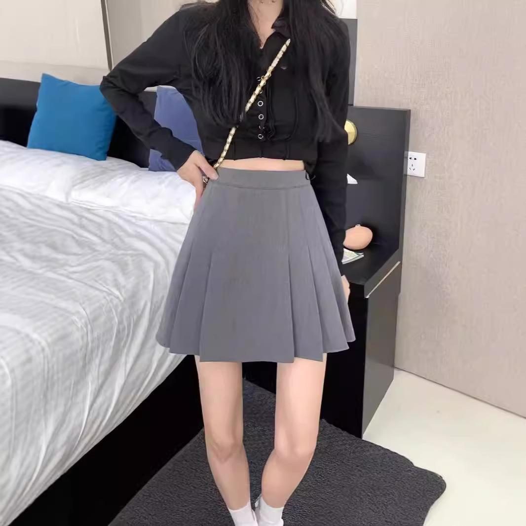 

Gray High-Waisted A-Line Pleated Midi Skirt for Women - Slimming and Stylish Summer Look S