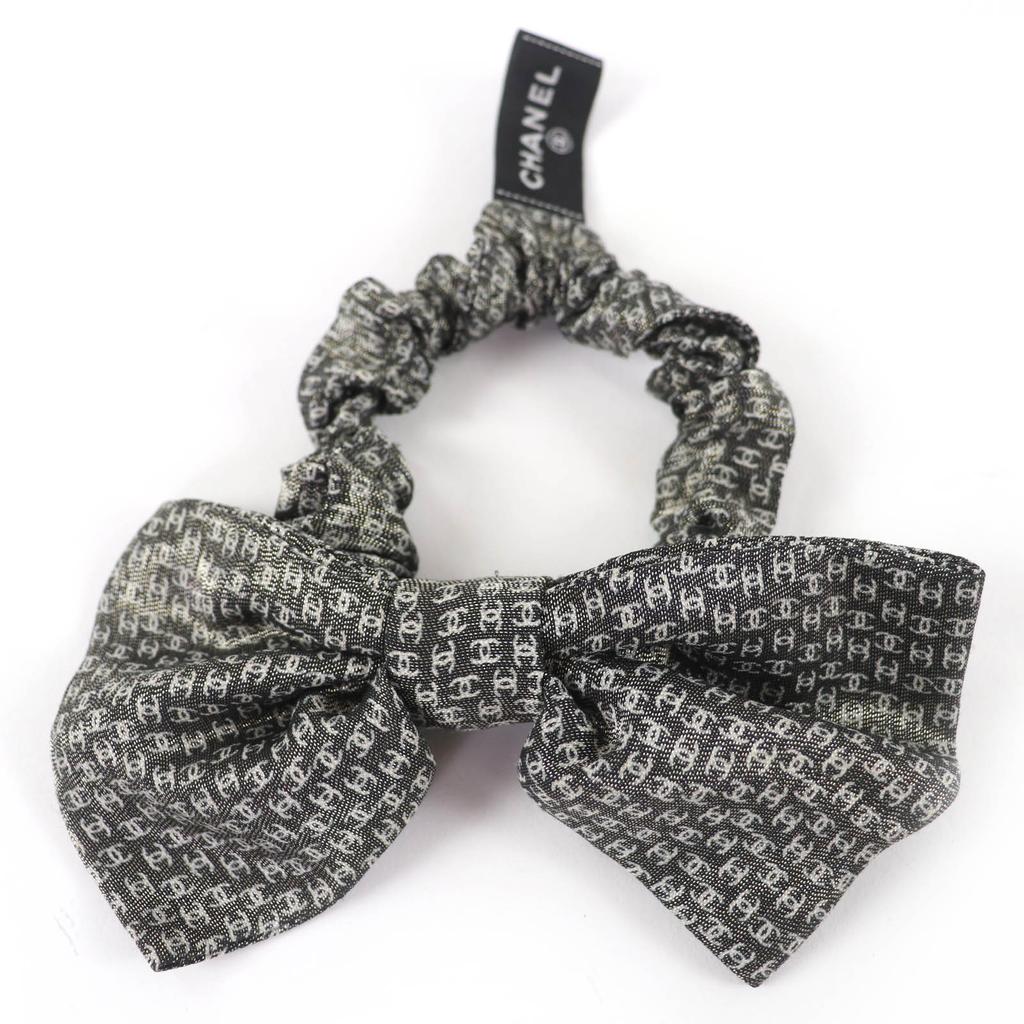 Excellent CHANEL Métiers d'Art Collection COCO Mark Ribbon Scrunchie Gray silk Used
