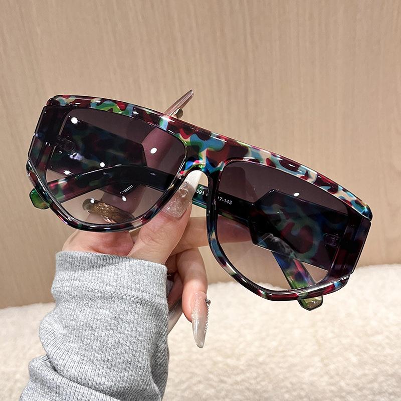 Vintage Luxury Brand Designer Oversized Pilot Sunglasses for Women Men Shades Big Frame Windproof Popular Punk Sun Glasses UV400