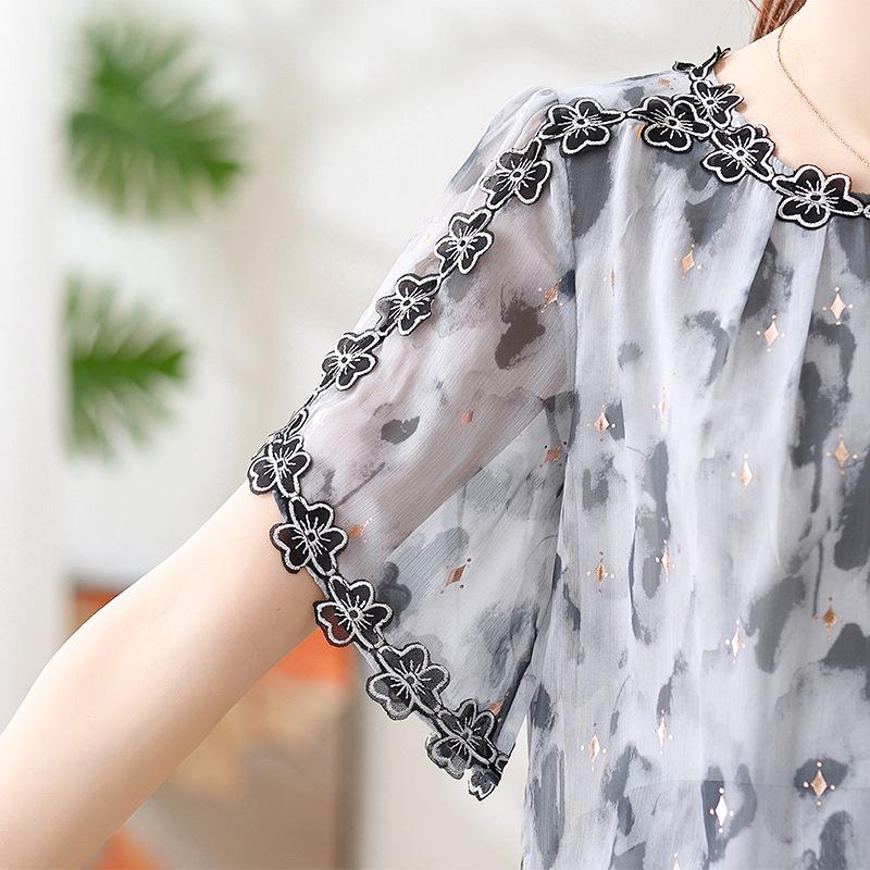 Elegant Chiffon Summer Dress for Middle-Aged and Elderly Women - Short Sleeve, Long Skirt Design