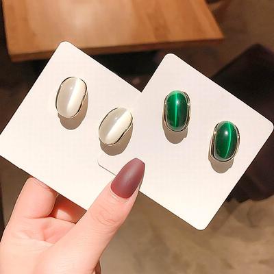 Boucles d'oreilles clous élégantes et tendance pour femmes Opale Blanche Verte Style Coréen Classique Dernières Boucles d'oreilles Bijoux Simples Minimalistes BijouxMode Clou