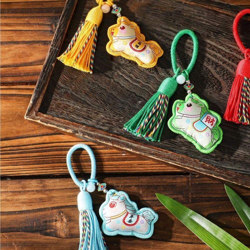 Hanging Decor Embroidered Horse Keychain Cute Design Pony Pendant  Zodiac Celebration