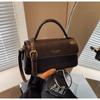 Retro Small Bag Women's Bag New Fashion Autumn and Winter Shoulder Messenger Bag High-end Portable Small Square Bag