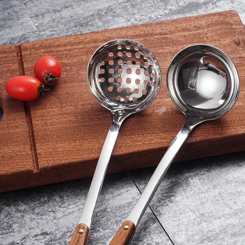 2022 New Wooden Handle Stainless Steel Hot Pot and Slotted Soup Ladle with Laser Logo