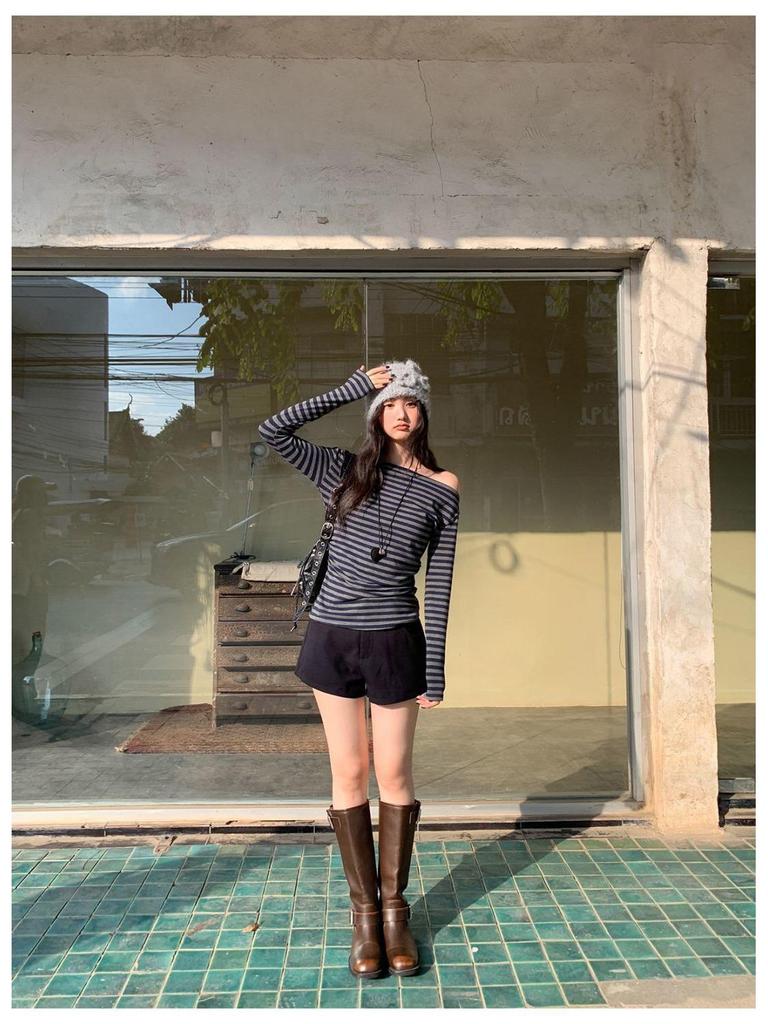 Women's Gray Striped One-Shoulder Long-Sleeve T-Shirt - Slimming Waist, Comfortable, Casual, Versatile - New for Early Autumn 2026