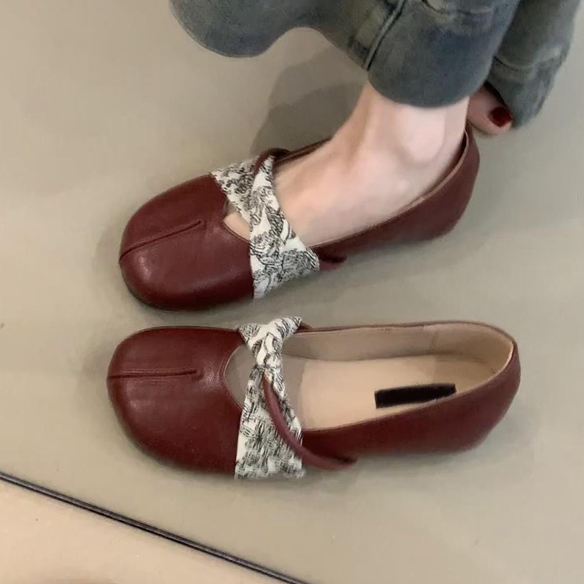 

Большой взрыв~ Мягкая кожа французские балетки на плоской подошве с внутренней высотой, с неглубоким вырезом, женские туфли-лодочки Мэри Джейн из маленькой кожи, новые, универсальные, 2025 40 красный