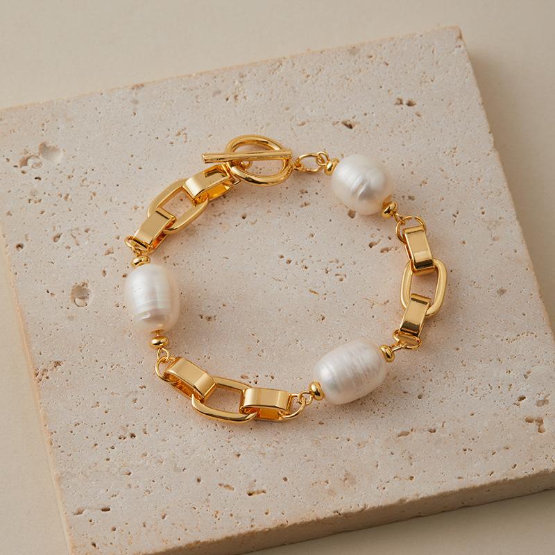 Gold Plated Mixed Chain Baroque Pearl Bracelet белый