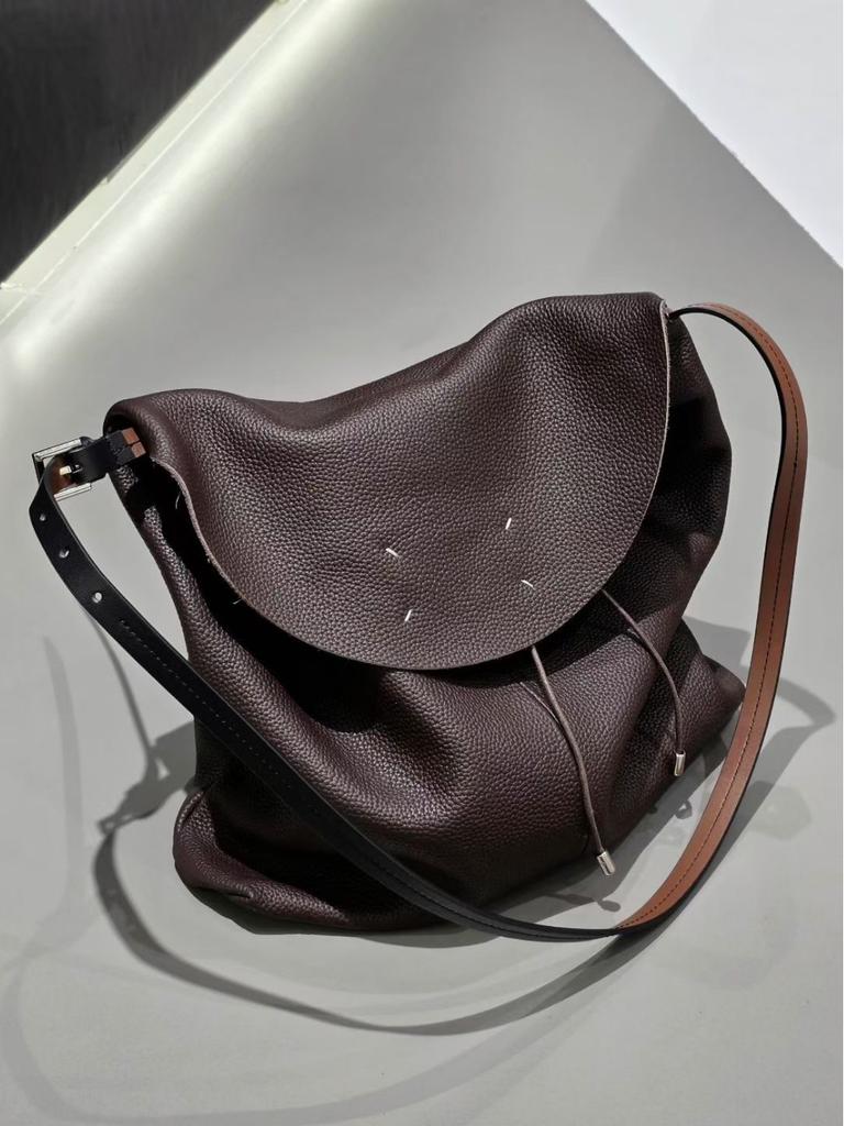 The first layer of cowhide crossbody bag retro large capacity tote bag women's fashion commuter shoulder bag genuine leather