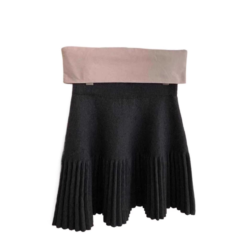 Gray High-Waist Elastic A-line Pleated Knit Skirt for Women - Slimming, Versatile, Short Skirt for Spring and Autumn.