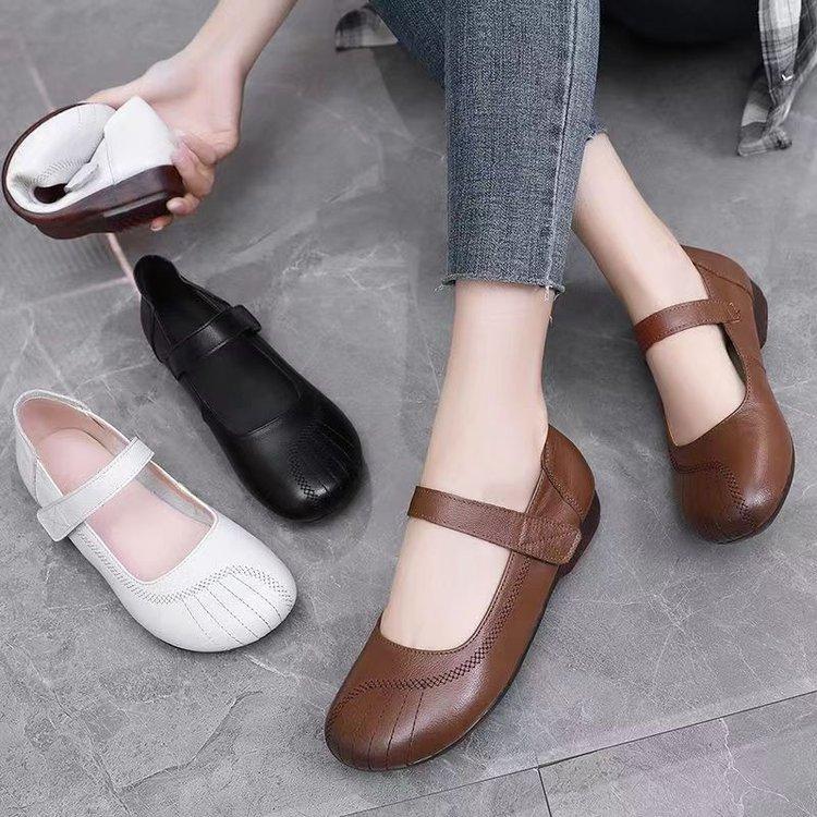 2025 spring new single shoes beef tendon soft sole comfortable non-slip wear-resistant flat bottom long standing not tired middle-aged and elderly mo