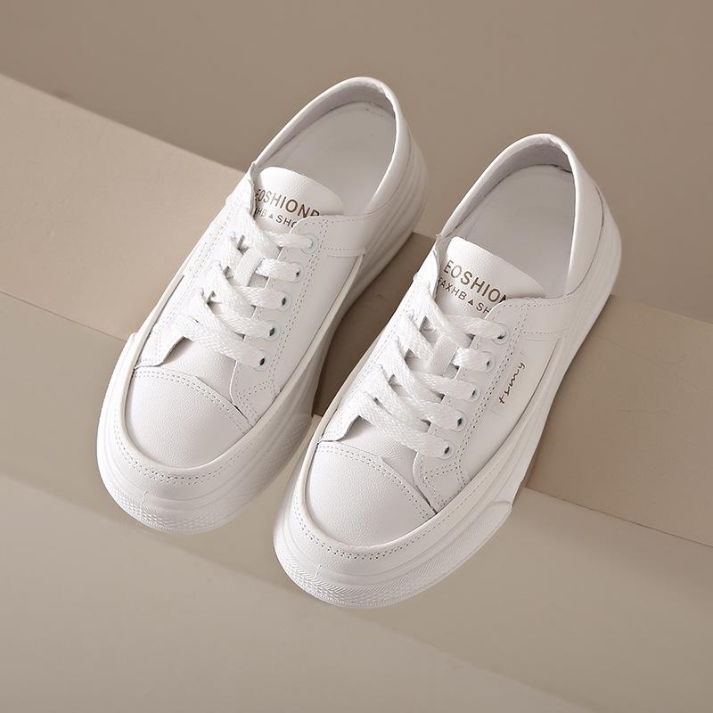

Lazy two wear soft leather little white shoes women 2025 new flat-soled sports shoes casual one pedal Internet celebrity tide shoes 40 хакі