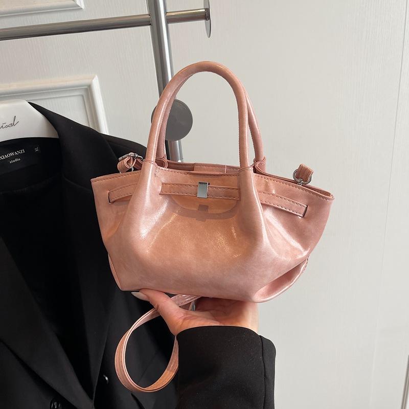 Large-capacity bag women's spring and summer versatile 2025 new casual retro messenger bag simple and popular portable bucket bag