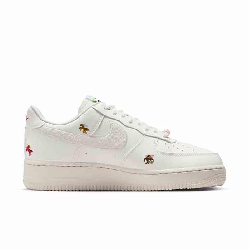 Nike Women's Air Force 1 '07 Sneakers