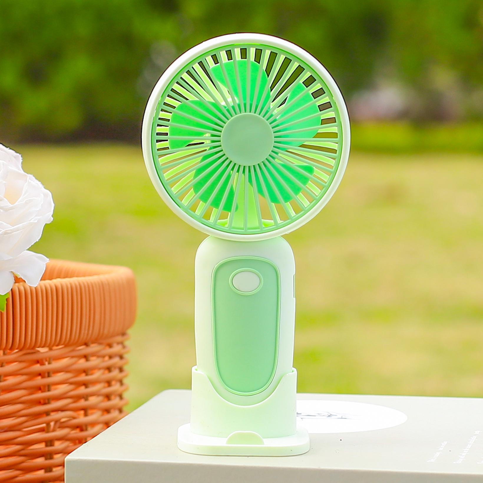 

Compact USB Rechargeable Handheld Fan for Desktop & Travel зелений