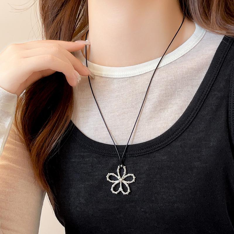 Silver Hollow Flower Pendant Necklace with Adjustable Leather Cord - 2025 Trendy Light Luxury Clavicle Chain