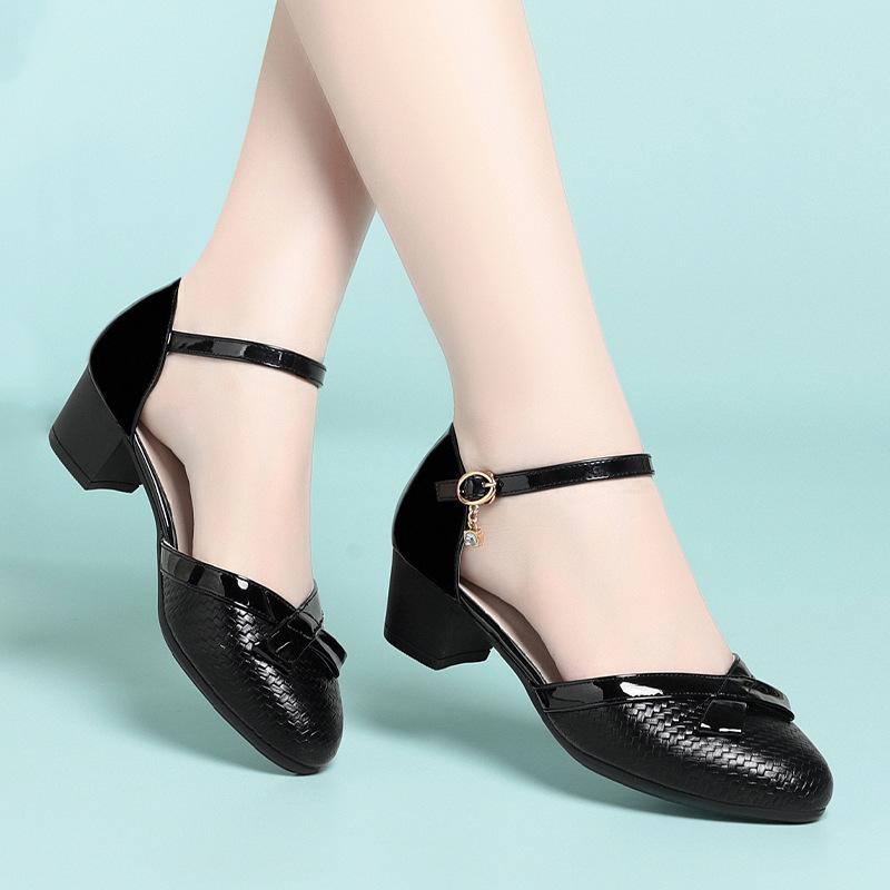 4,5 cm Prodyšné Pohodlné Mělké Mašličkové Boty z Lesklé Kůže Dámské Mary Janes 2025 Jaro Střední Blokové Podpatky Boty do Kanceláře Pro Mamu