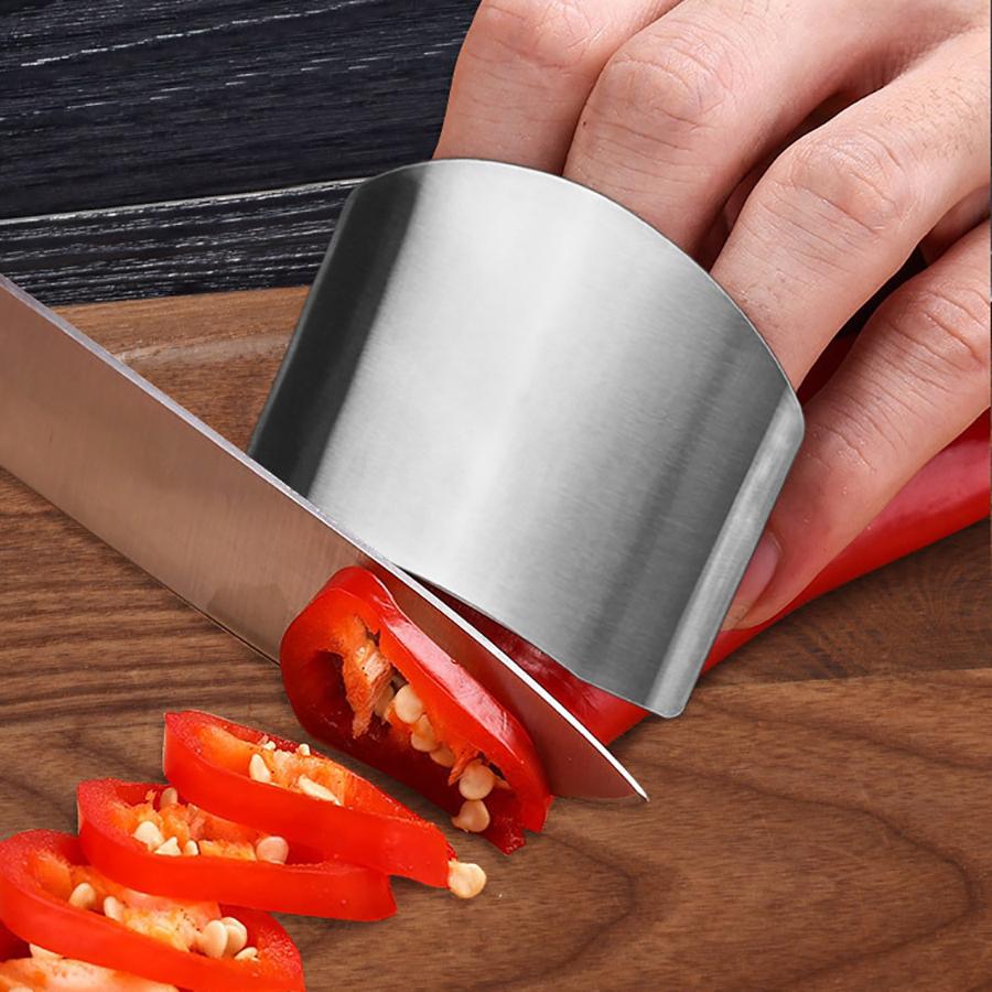 Kitchen Safe Finger Guard for Cutting, Multifunctional Stainless Steel Hand Protector, Vegetable Meat Cutting Safety Tool