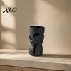 Creative Artistic Hollow Vase Couple Embracing Abstract Vase, Matte Black Decorative Sculpture, Modern Style Unique 3D Printed Craft Gift Flower