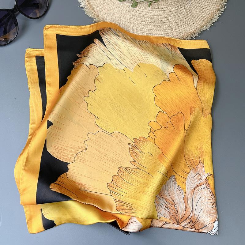 New Women Silk Printed Design Scarf For Women Fashion Neck Tie Hand Bag Foulard Wrist Kerchief Shawl Wraps Hajib Silk Scarves