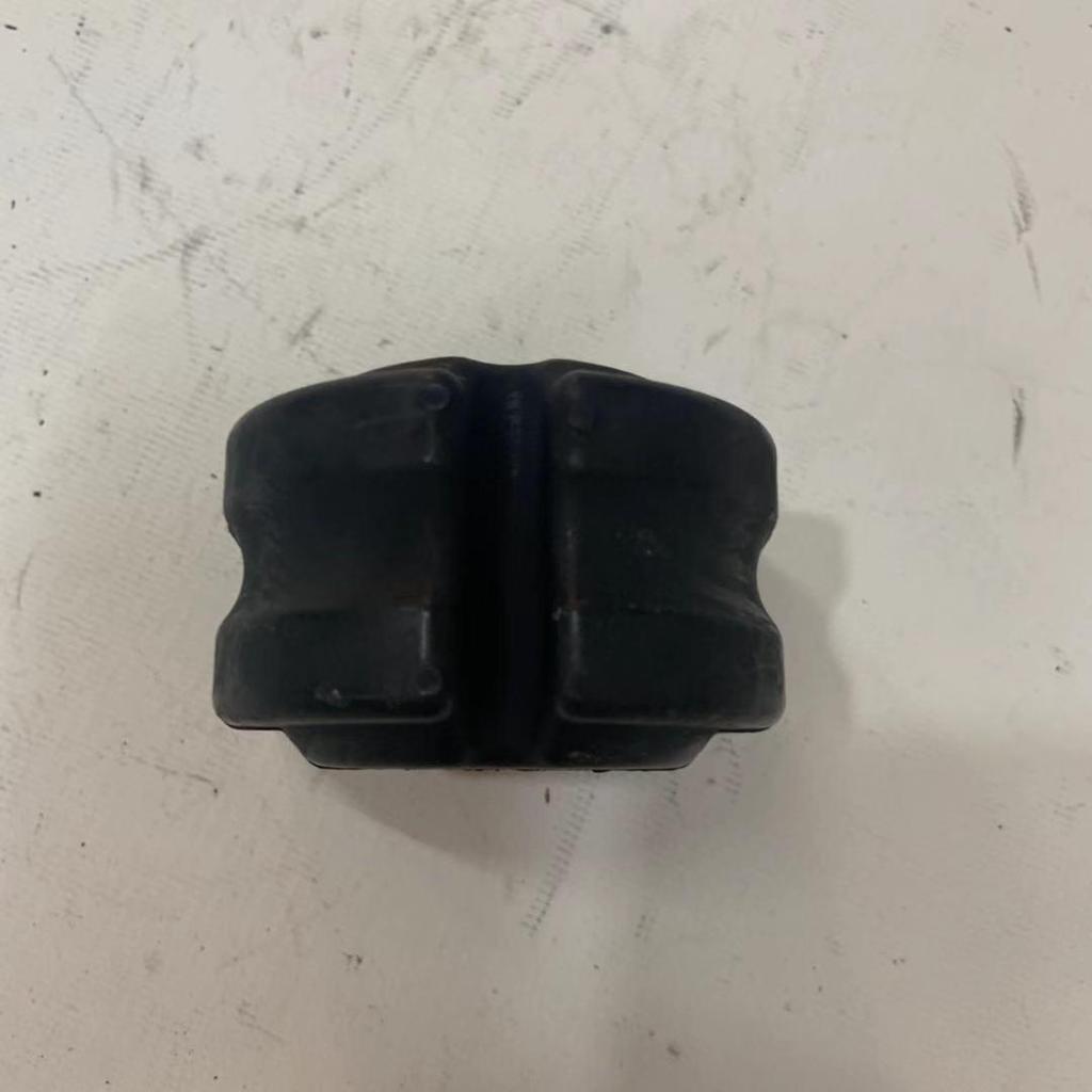 Front Stabilizer Sway Bar Bushing for BMW E60/E61/E64 (31356753928)