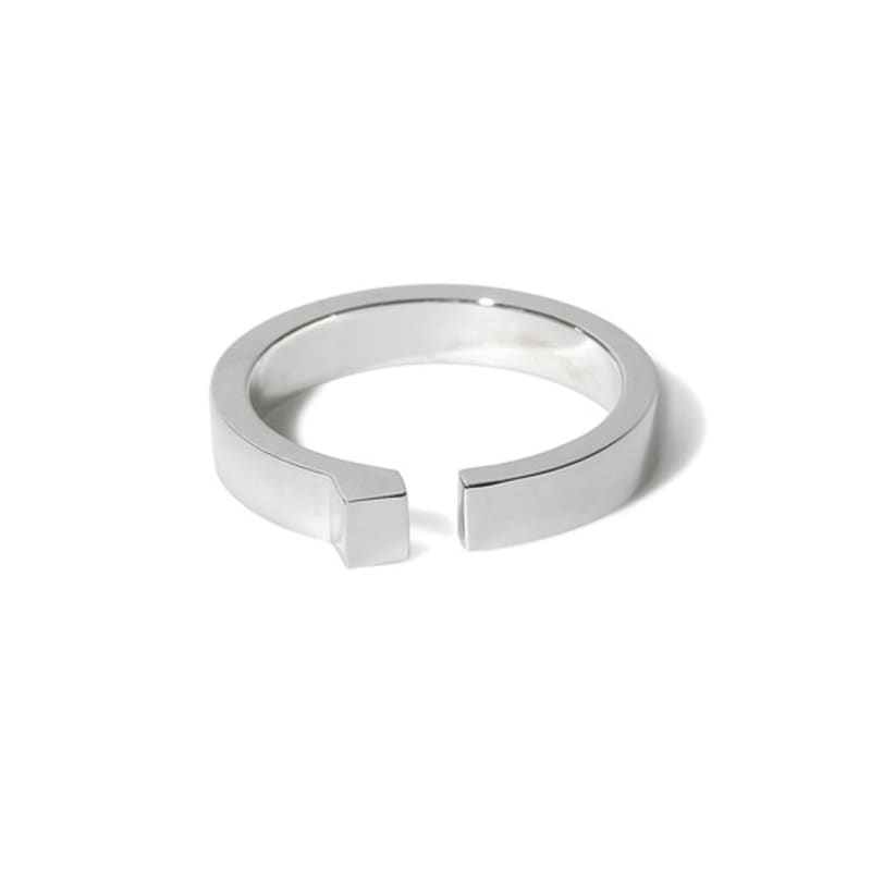 ANOTHER CELL SMALL LETTER A RING