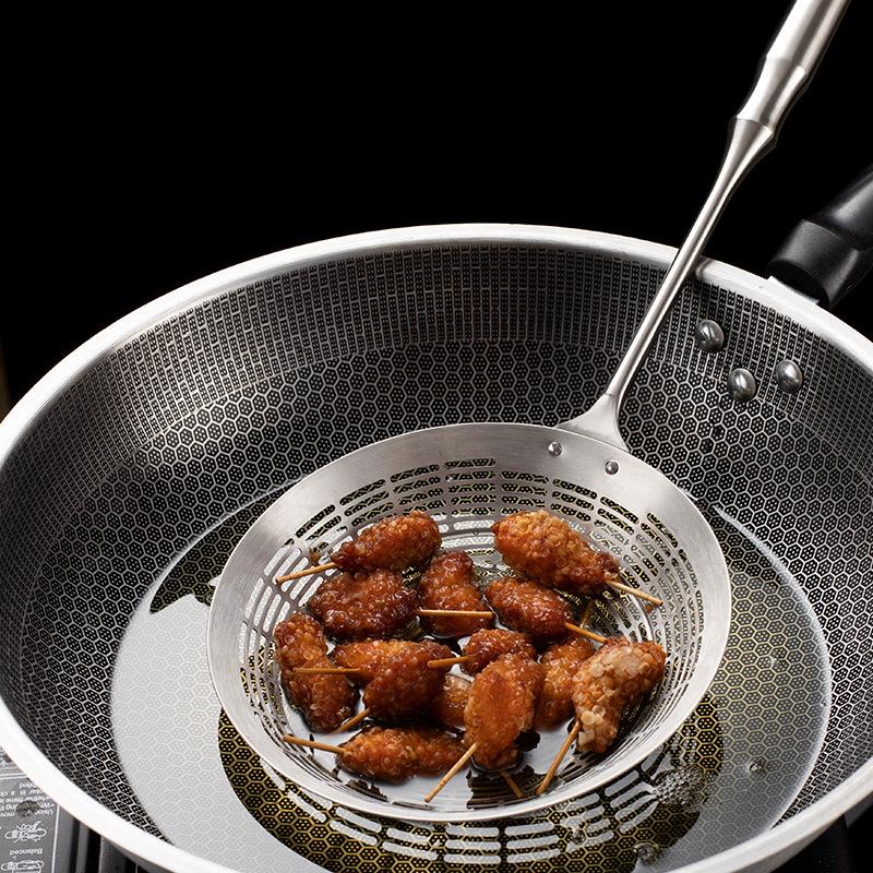 3 Sizes Round 304 Stainless Steel Strainer with Long Handle Kitchen Sieves Scoop Pot Oil Filter Colander Cooking Tools