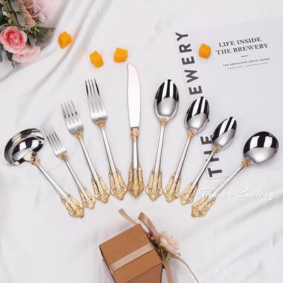 Vergoldetes 304 Edelstahl Geprägtes Besteckset - Steakmesser, Gabel und Dessertbesteck im Retro-Stil