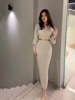 2024 Autumn/Winter Slim-Fit V-Neck Knit Dress - New Fashionable Intellectual Style