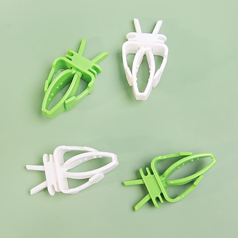 4Pcs Bird Cage Food Clip Vegetable Holder, Heavy-Duty Grip Handle Seed Dispenser for Small Budgies