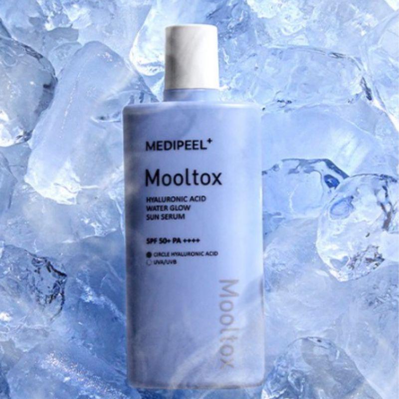 Medipeel Hyaluronic Acid Water Tox Glow Sérum Solaire SPF50+ PA++++ 52ml