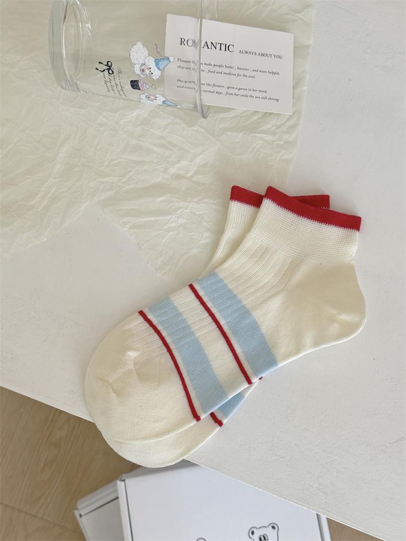 Korean Style Cute Embroidered Cat Stripe Women s Mid-Calf Cotton Socks - Spring/Summer Collection One Size