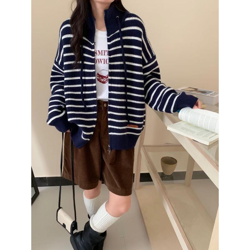 

Осень и зима новая мода повседневный вязаный кардиган топ женский полосатый универсальный на молнии полуводолазка свитер куртка one size fits all тёмно-синий