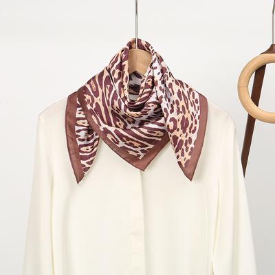 Accessoires – Écharpes et foulards