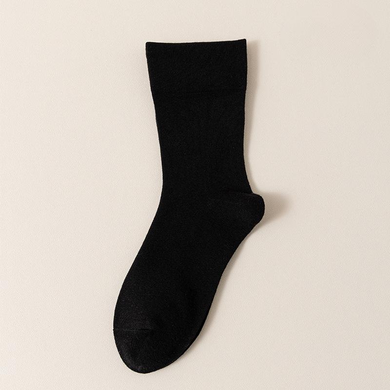 

Female Spring and Autumn Trend Pure Color All Build Leisure Sports Sweat Absorption Wide Mouth Not In The Tube Socks 1 pair чорний