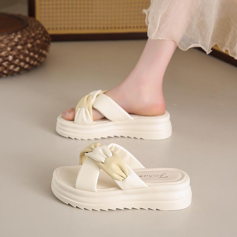 

With skirt, cross-strapped slippers, women s new summer wear in 2025, versatile French platform sandals beach shoes 41