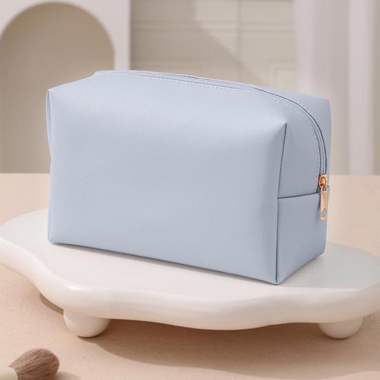 Portable Cosmetic Bag Stylish Zippered Makeup Pouch Travel Toiletry Organizer for Women Lipstick Makeup Brushes