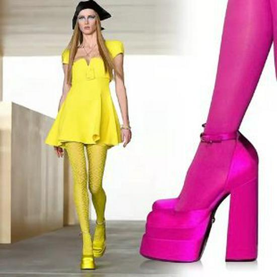 Sandales à plateforme en cuir satiné pour femmes, talons épais, design creux, bout fermé et brides diamant, grandes tailles