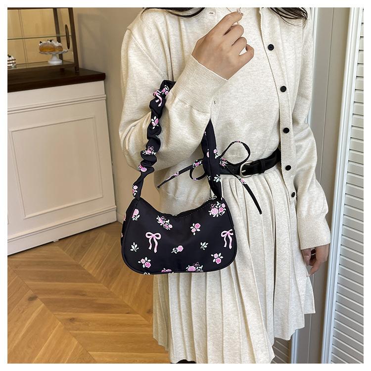 Japanese Style Ruffle Polyester Shoulder Bag Sweet Women's Armpit Handbag CLE