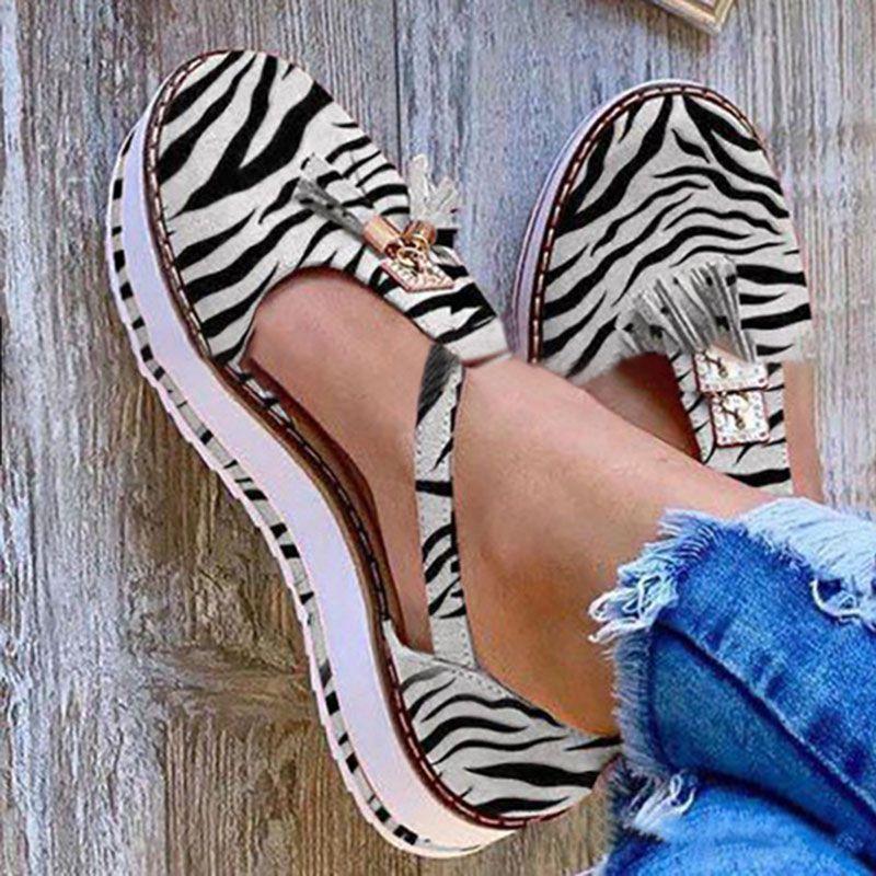 Elegant Women Tassel Round Toe Shoes Casual Flats With T-strap Gladiator Design