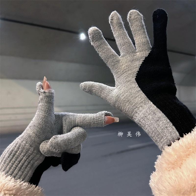 New color matching gloves for women, thickened warm in winter, student riding, cycling, cold-proof in winter, and revealing fingers