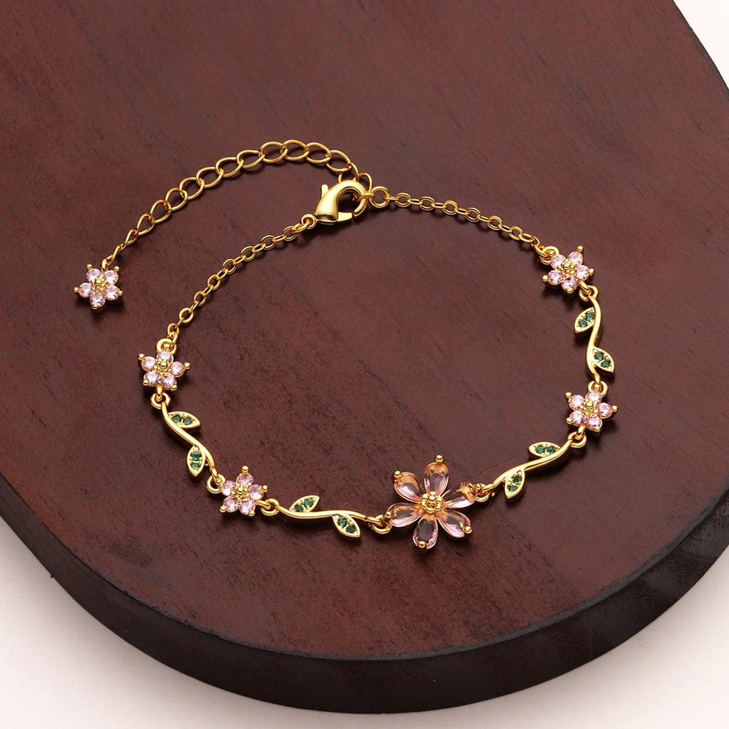 Adjustable Elegant Crystal Flowers Bracelet For Women Y2K Sweet Girls Pink Zircon Bracelets Luxury Designer Jewelry Gift