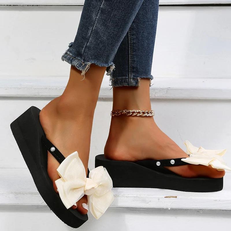 Fashion 2025 Stylish Peard Decro Flip Flops for Women Summer Bow-Knot Slippers Woman Non Slip Soft Bottom Platform Slides Female